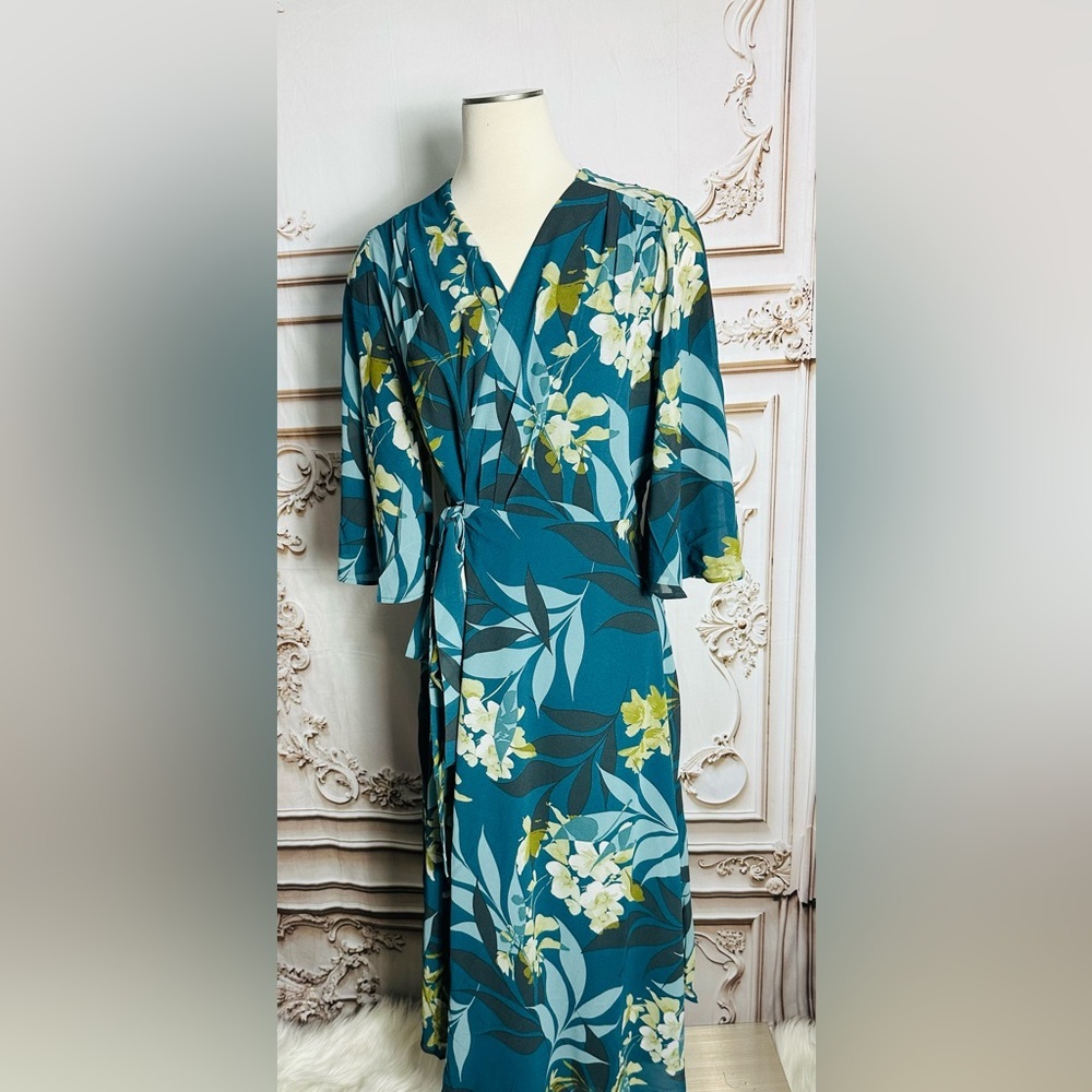 Floral Teal Maxi Dress - Picture 5 of 9